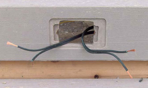 Low voltage junction box wiring for deck step lights.